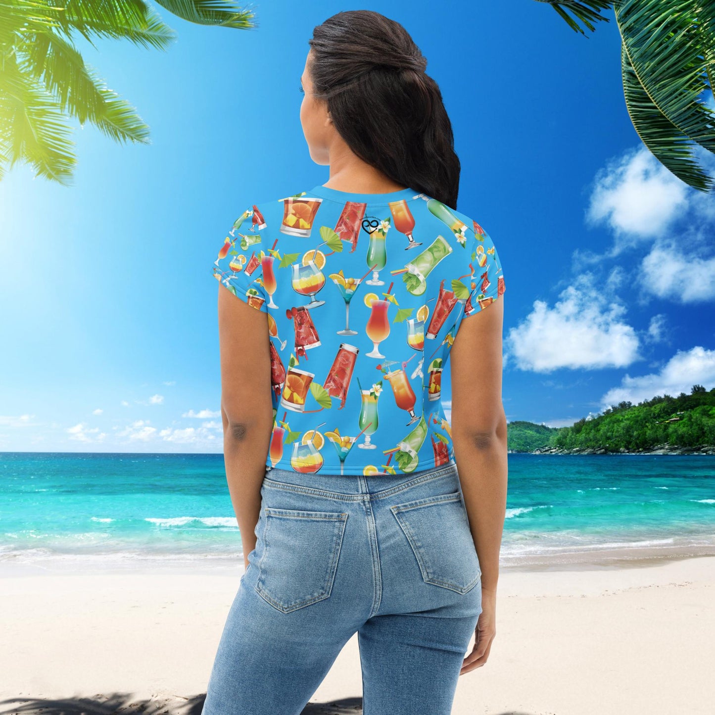 Trendy Light Blue & Colourful Tropical Cocktail Crop Top - Embrace Your Playful Style!