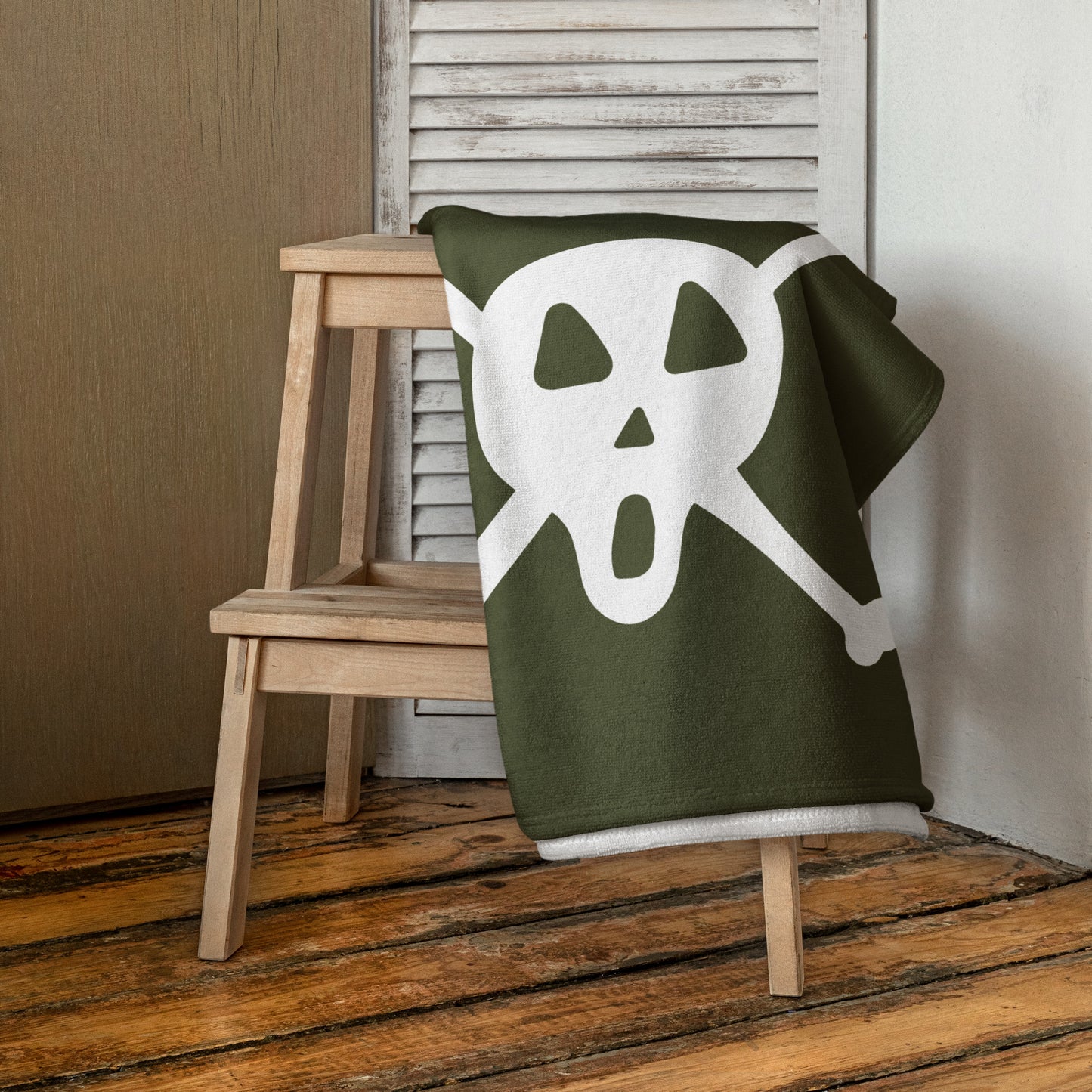 Protective Dad Mode Beach Towel – 'I Have a Daughter' Edition